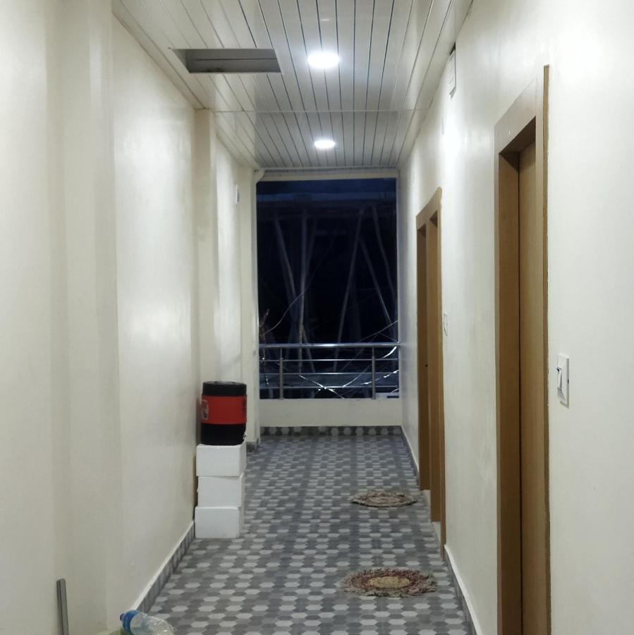 Shree Gajlaxmi Hotel Walking Distance From Mahakaleswar Ujjain Exteriör bild