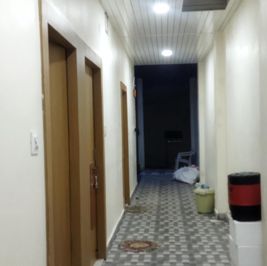Shree Gajlaxmi Hotel Walking Distance From Mahakaleswar Ujjain Exteriör bild
